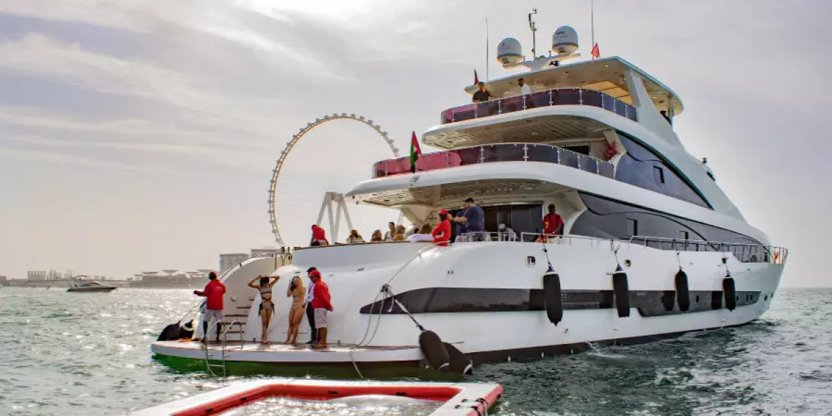 Private Yacht Rental in Dubai: Your Ultimate Escape on the Arabian Gulf