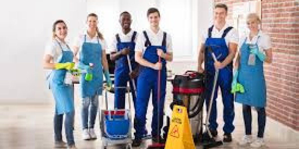 Professional Commercial Office Cleaning in London: Maintaining Workplace Excellence