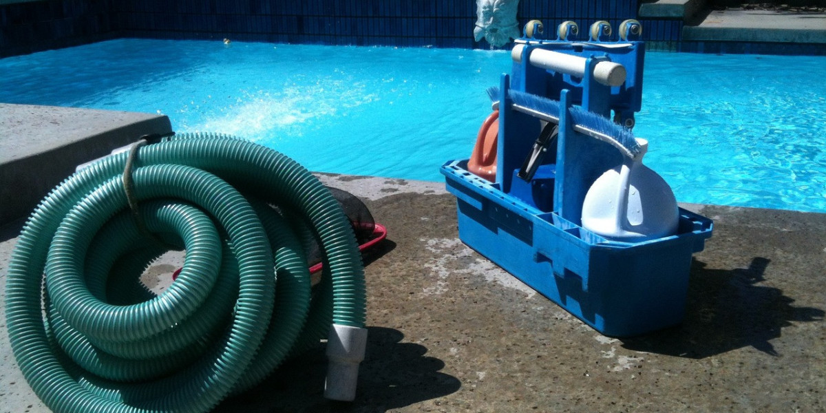 Affordable Pool Cleaning Services: A Comprehensive Guide